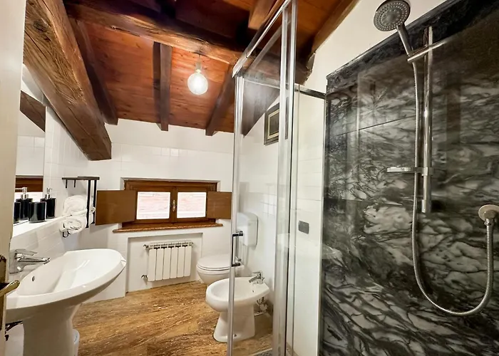 Carlo - Modena Apartman